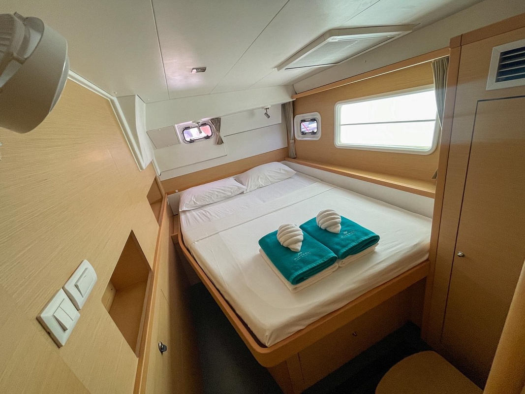 Аренда парусного катамарана Lagoon 400 S2 на Пхукете